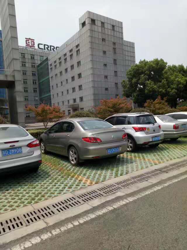 中國(guó)中車與飛機(jī)場(chǎng)使用客戶