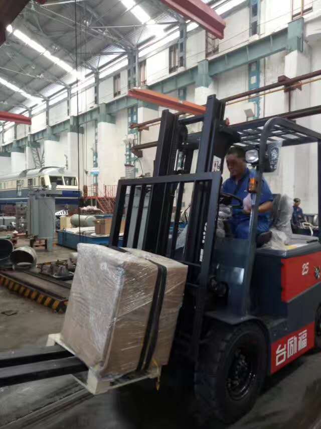 中國(guó)中車與飛機(jī)場(chǎng)使用客戶